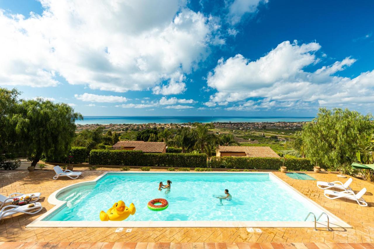 Solemar Sicilia - Le Casette Di Calzata Campofelice Di Roccella Eksteriør billede